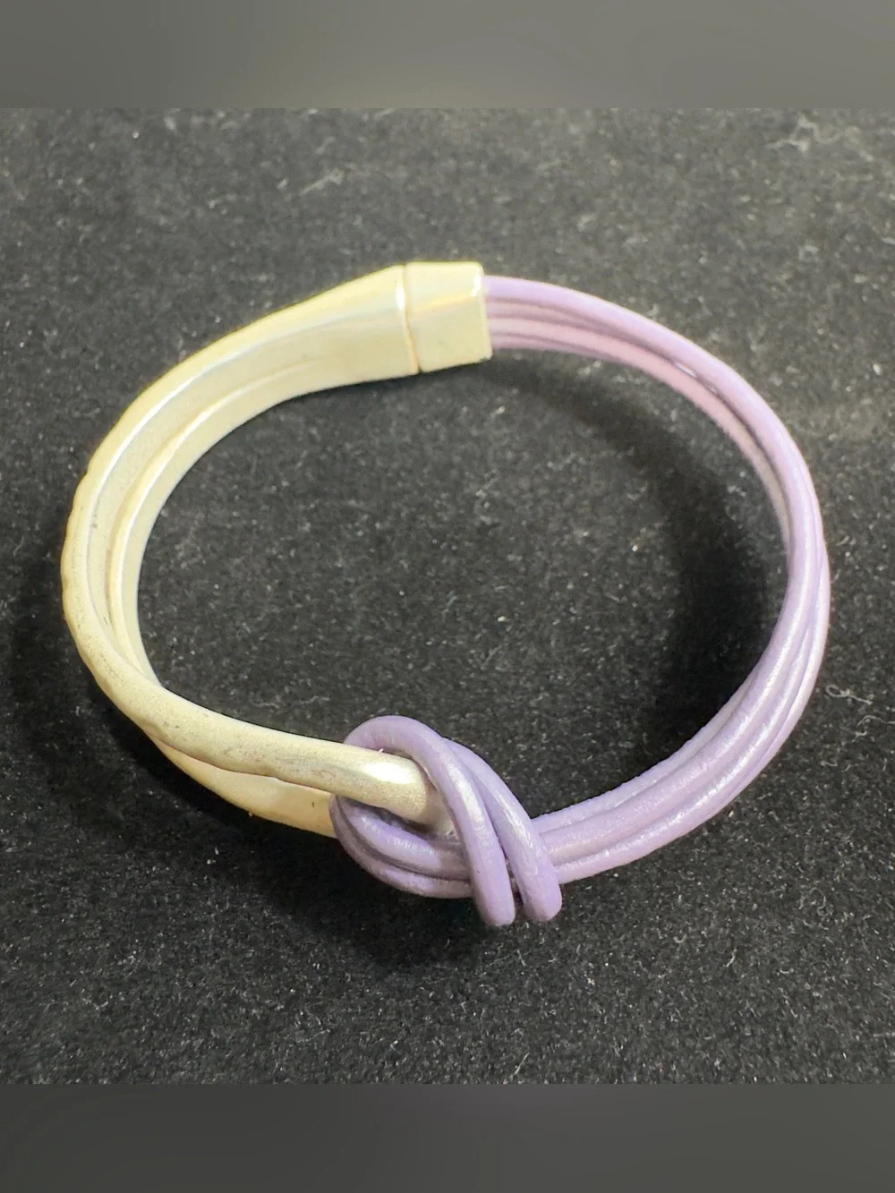 Stylish purple and silver-tone hybrid bracelet / magnetic clasp.